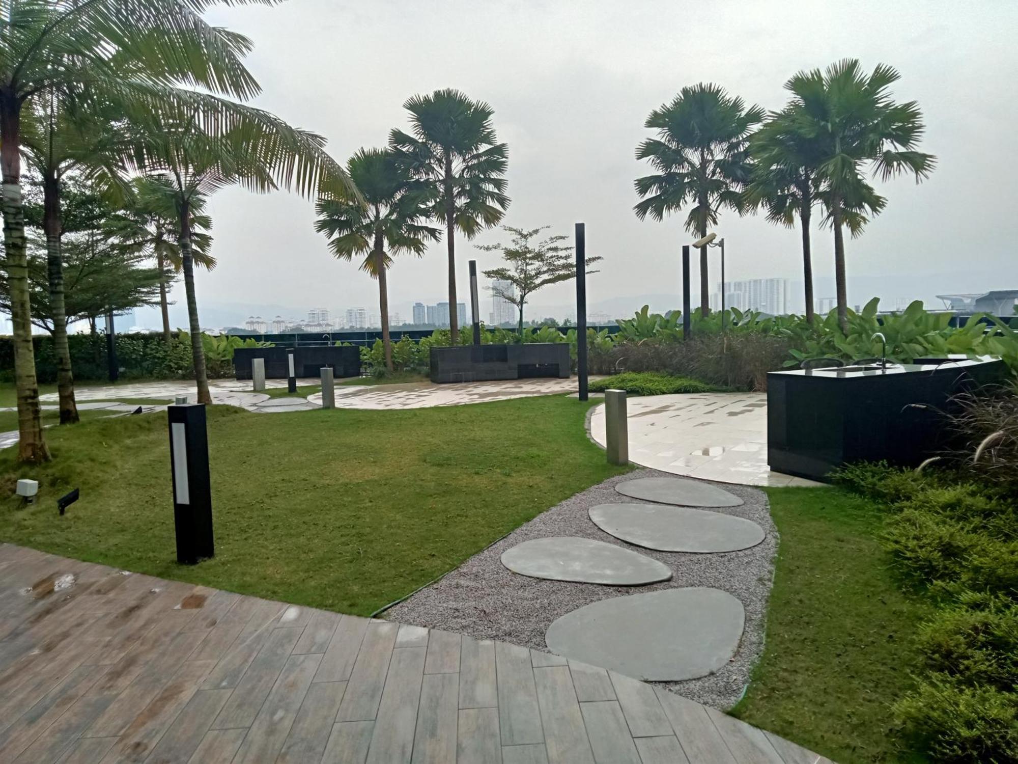 Astra @ Eaton Residences Kl 吉隆坡 外观 照片